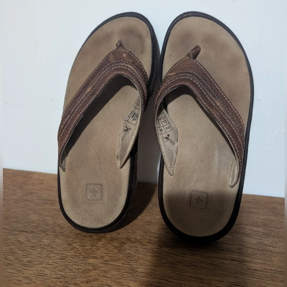 Dr. Martens Tan and Brown Flip-Flops Unisex Size 8 In Women's Size